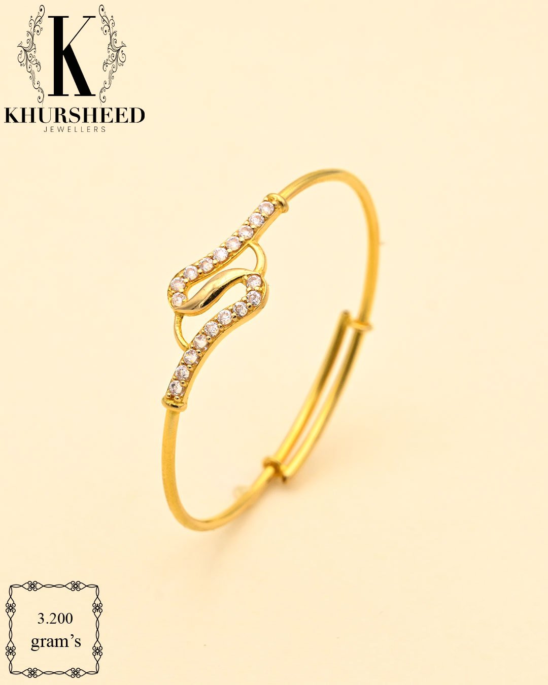Discover beautiful bracelets for women and men. Shop stylish gold, silver, and stone bracelets—perfect for daily wear or special occasions. Elegant, trendy, and high-quality designs.